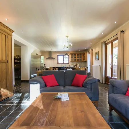 Luxury With Pool On The Edge Of Villa Montignac-Lascaux