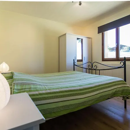 Vila Luxury With Pool On The Edge Of *